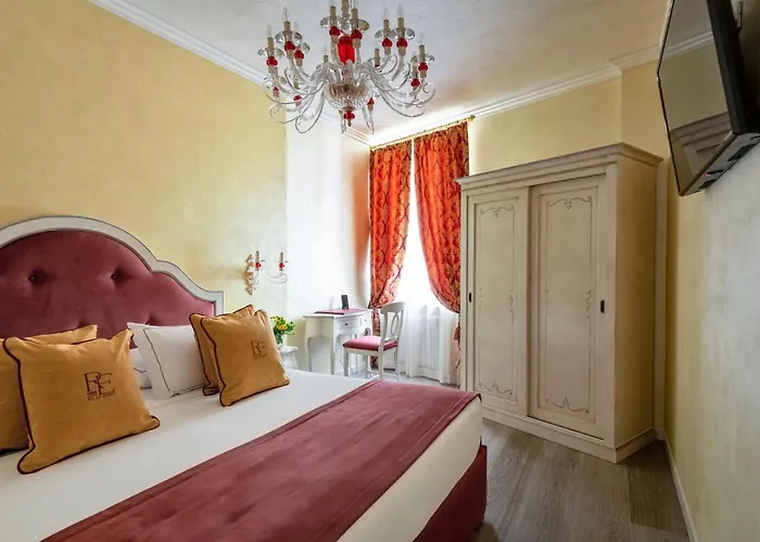 לינה וארוחת בוקר Relais Empire 4*