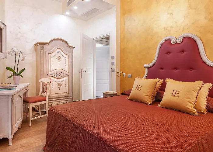 Relais Empire Bed & Breakfast 4*