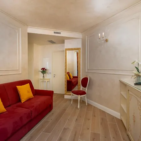 Relais Empire Bed & Breakfast 4*